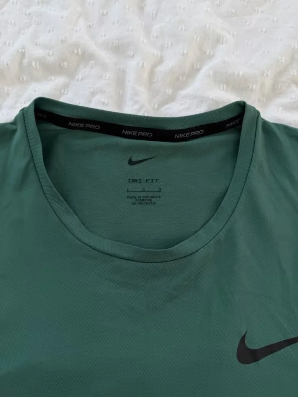 Nike Pro Dri-FIT Men's Training Shirt — Green, Size L, Excellent Condition